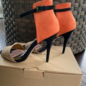 Zara Basic Sandal two toned 9